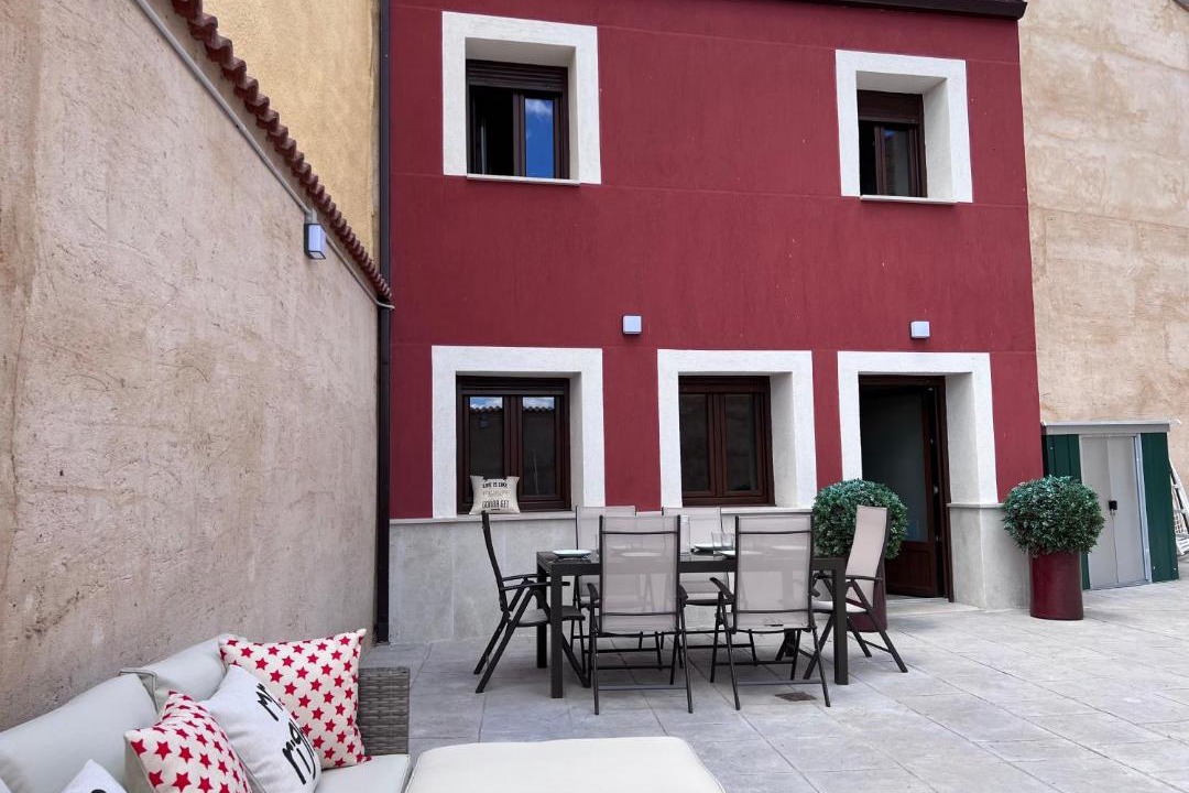 Photo of Patio Balcony in La Horra