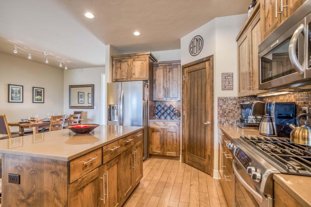 Photo of Others in Southern Crossing