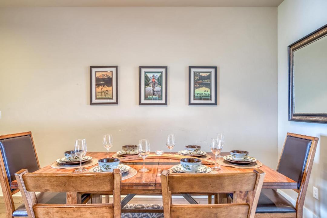 Photo of Others in Southern Crossing