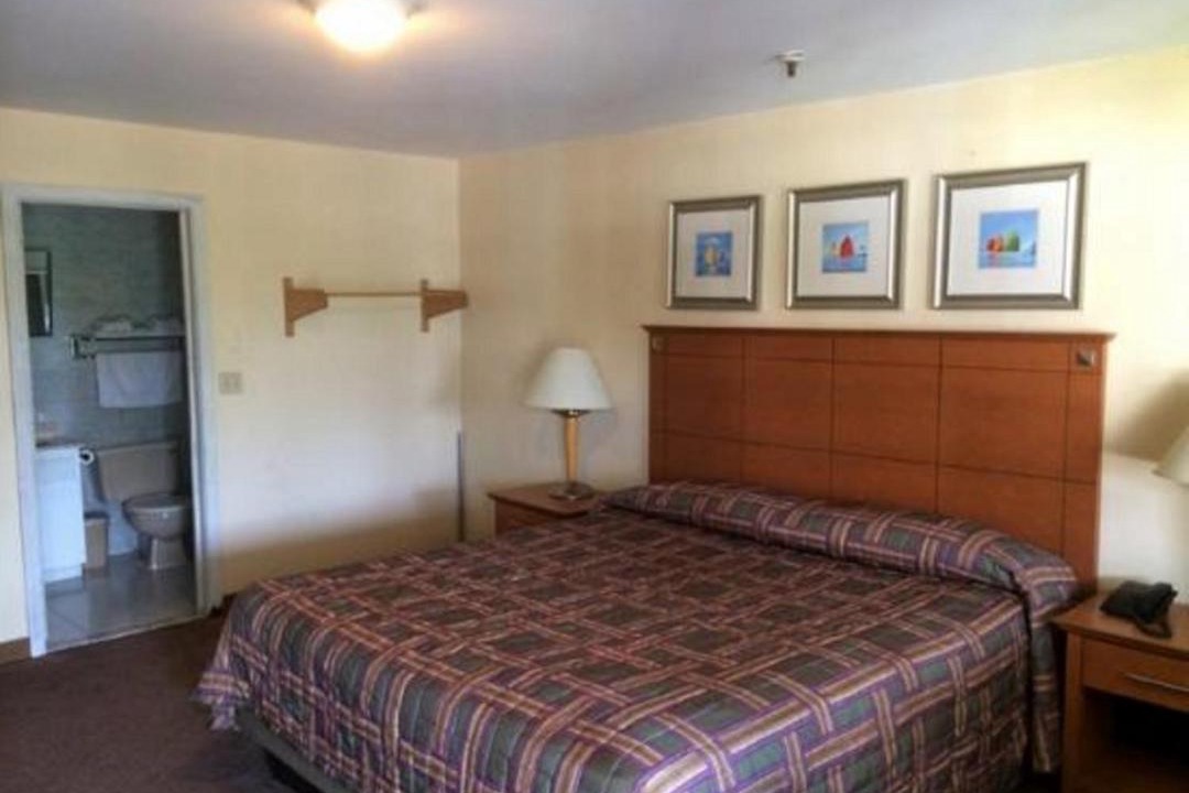 Photo of Bedroom in Naugatuck