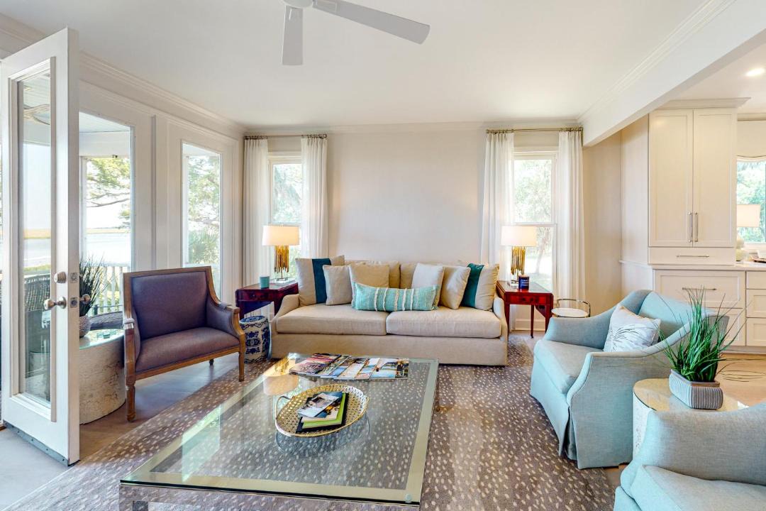 Photo of Livingroom in St. Simons Island