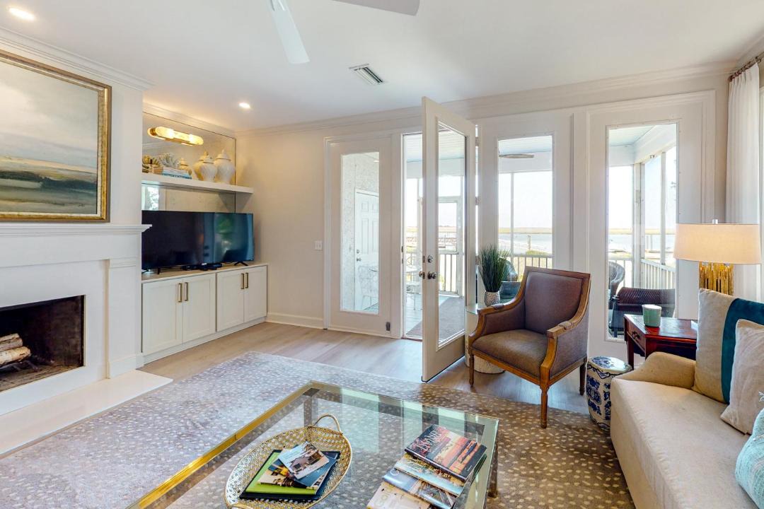 Photo of Livingroom in St. Simons Island