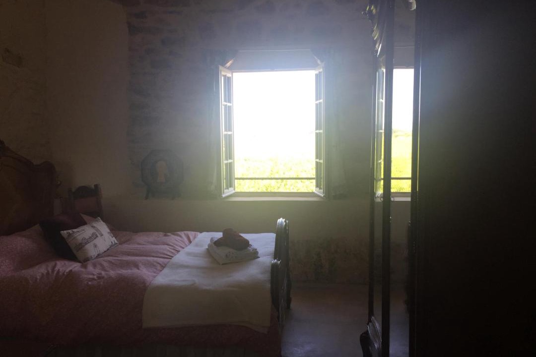 Photo of Bedroom in Le Somail