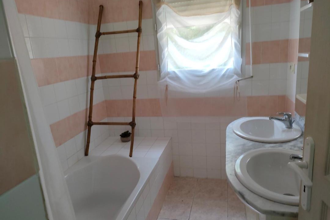 Photo of Others in Creysse