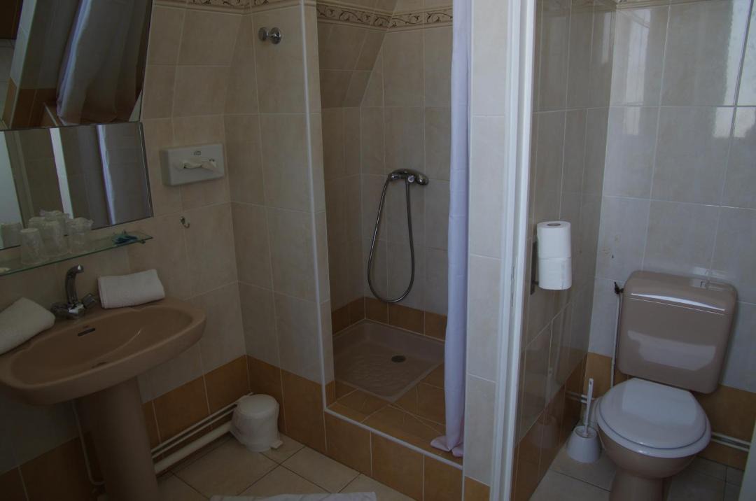 Photo of Bathroom in Arromanches-les-Bains