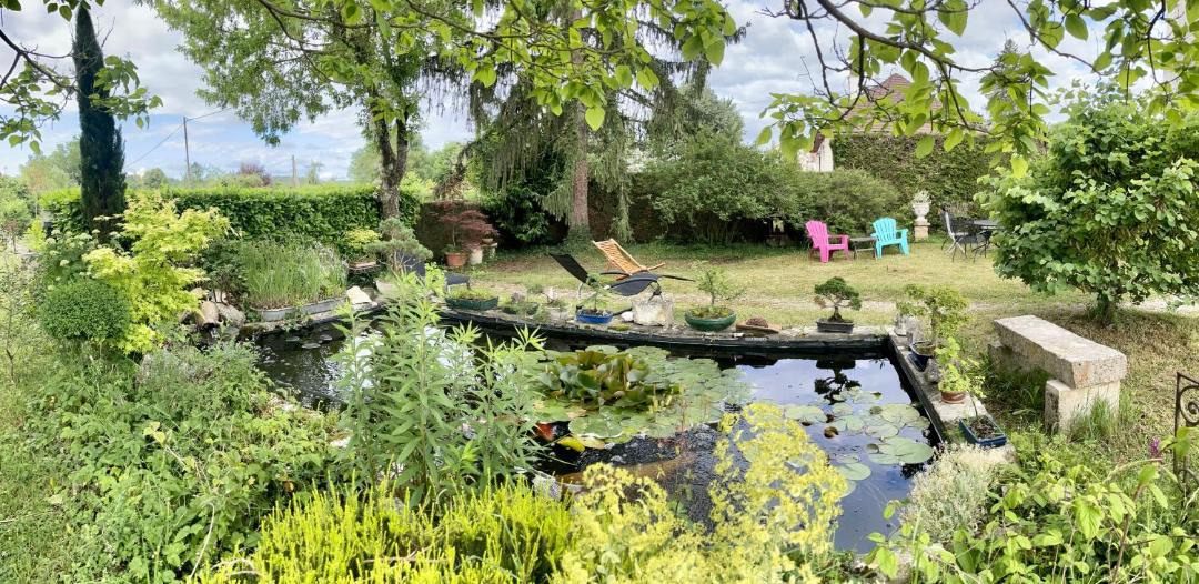 Photo of Others in Crain