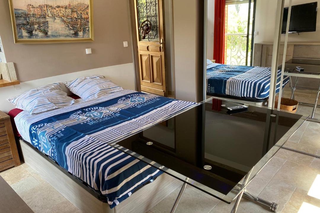 Photo of Bedroom in Auribeau-sur-Siagne