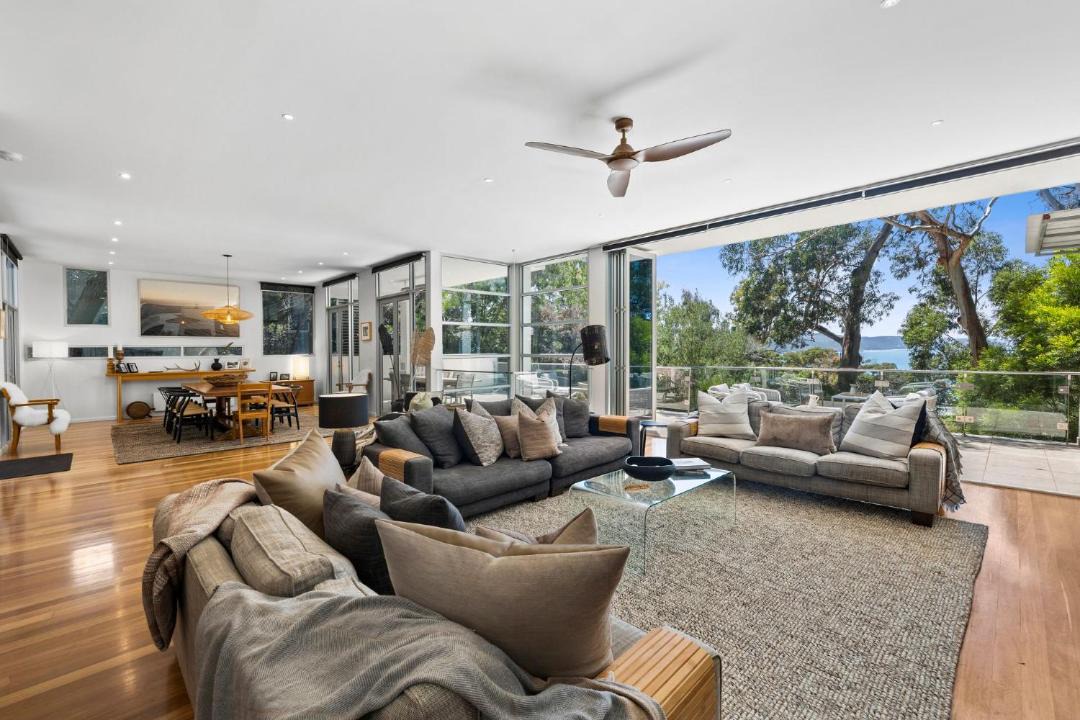 Photo of Others in Lorne