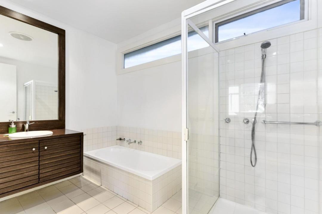 Photo of Others in Lorne