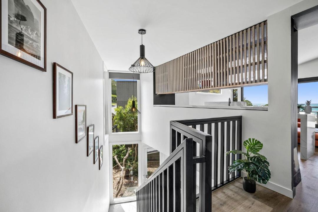 Photo of Others in Lorne