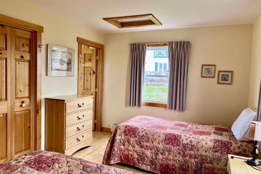 Photo of Bedroom in Green Gables