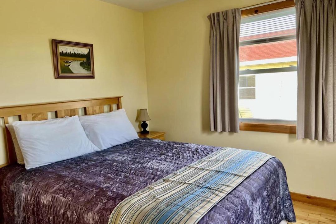 Photo of Bedroom in Green Gables