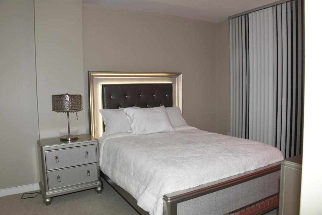 Photo of Others in Aurora Highlands