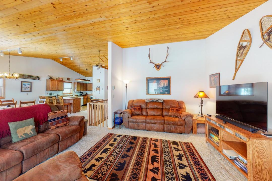 Photo of Livingroom in Big Sky