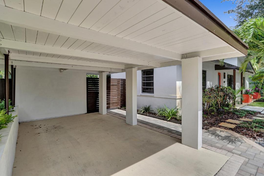 Photo of Others in Wilton Manors