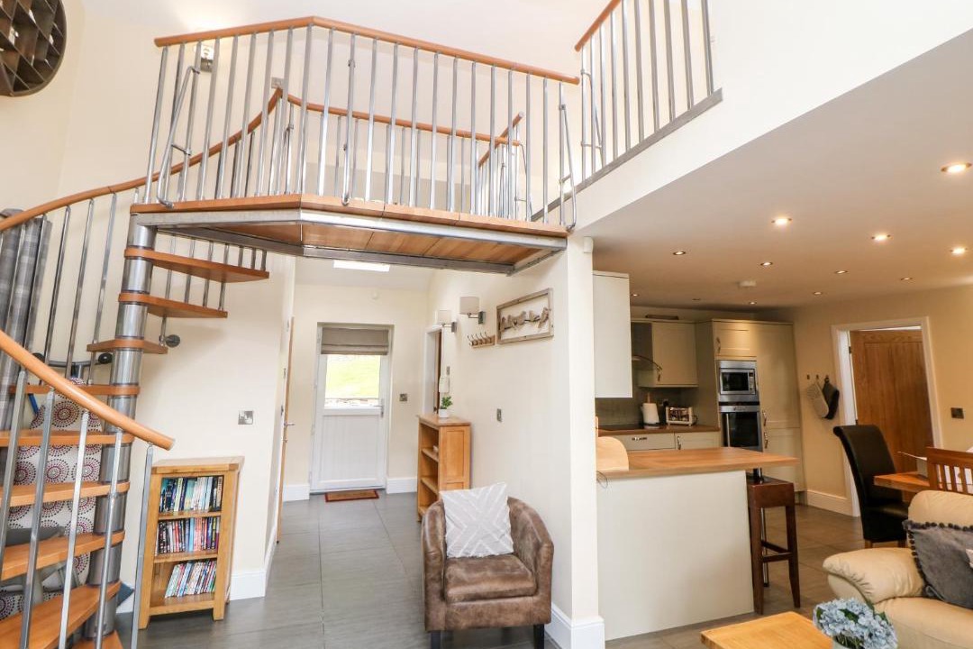 Photo of Others in Hollow Meadows