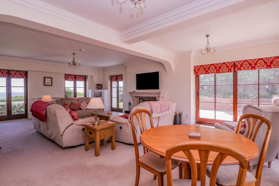 Photo of Others in Martin