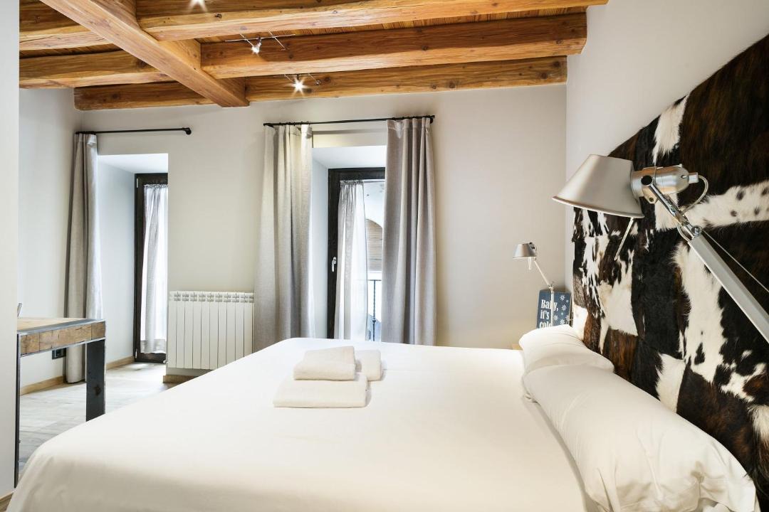 Photo of Bedroom in Les