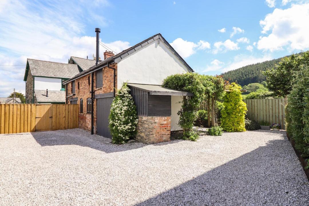 Photo of Buildings in Llandrillo