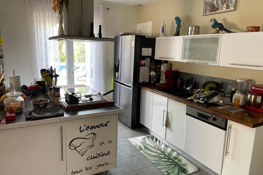 Photo of Kitchen in Marseillette