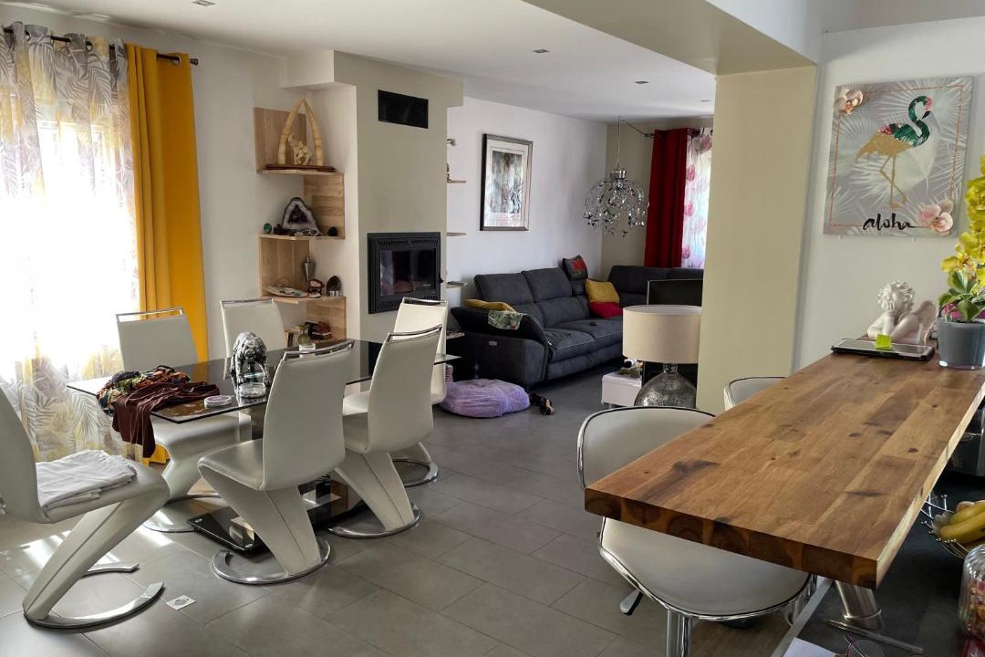 Photo of Livingroom in Marseillette