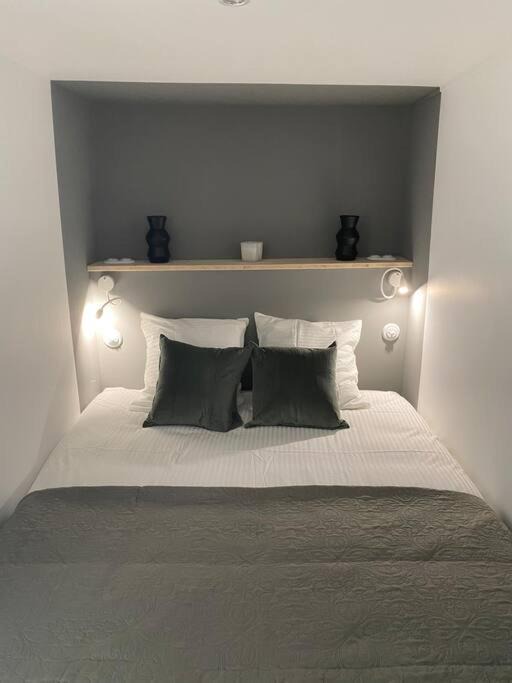 Photo of Bedroom in Bayeux