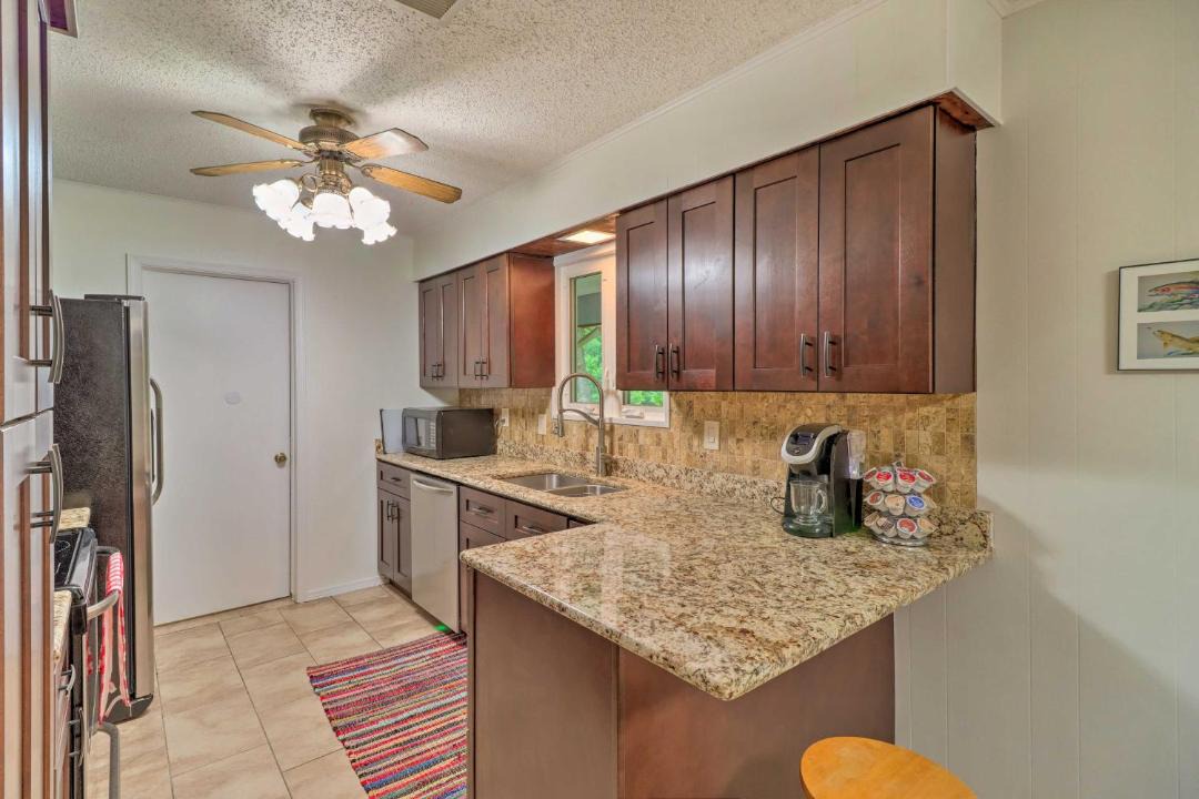 Photo of Kitchen in Lone Rock
