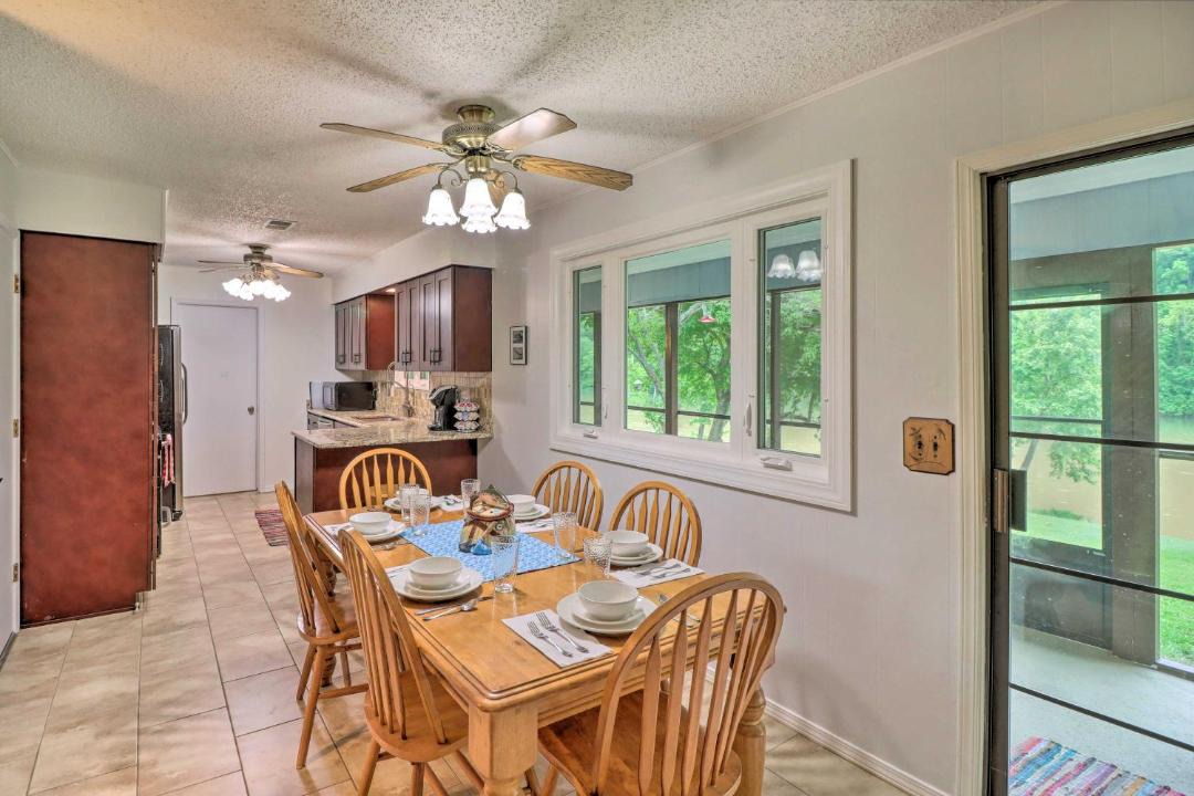 Photo of Kitchen in Lone Rock