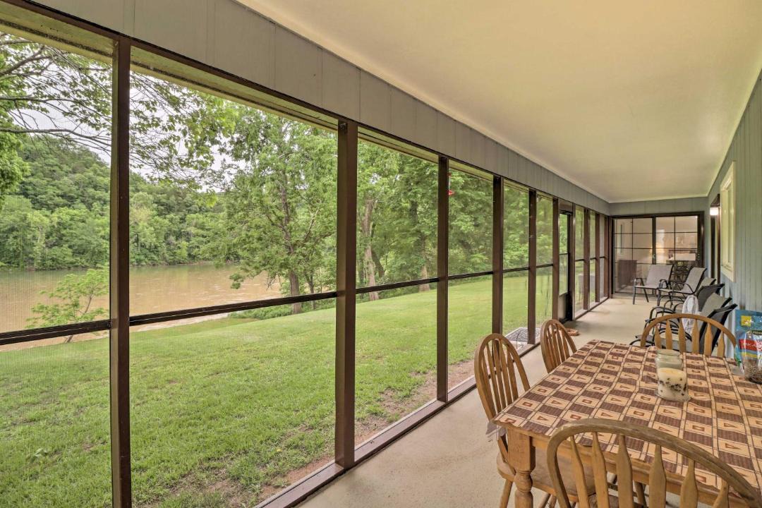 Photo of Others in Lone Rock