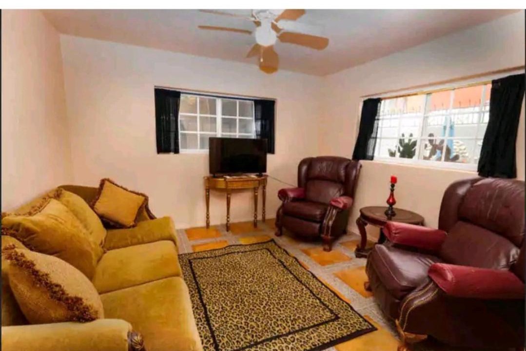 Photo of Livingroom in Miramar