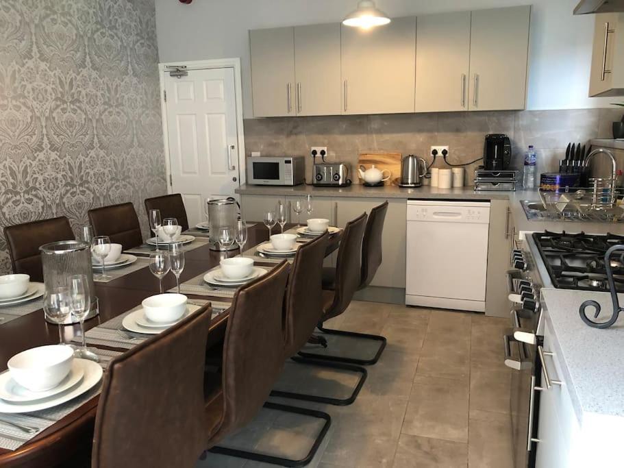 Photo of Others in Vauxhall