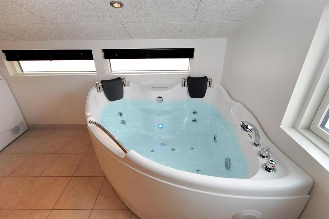 Photo of Bathroom in Haurvig