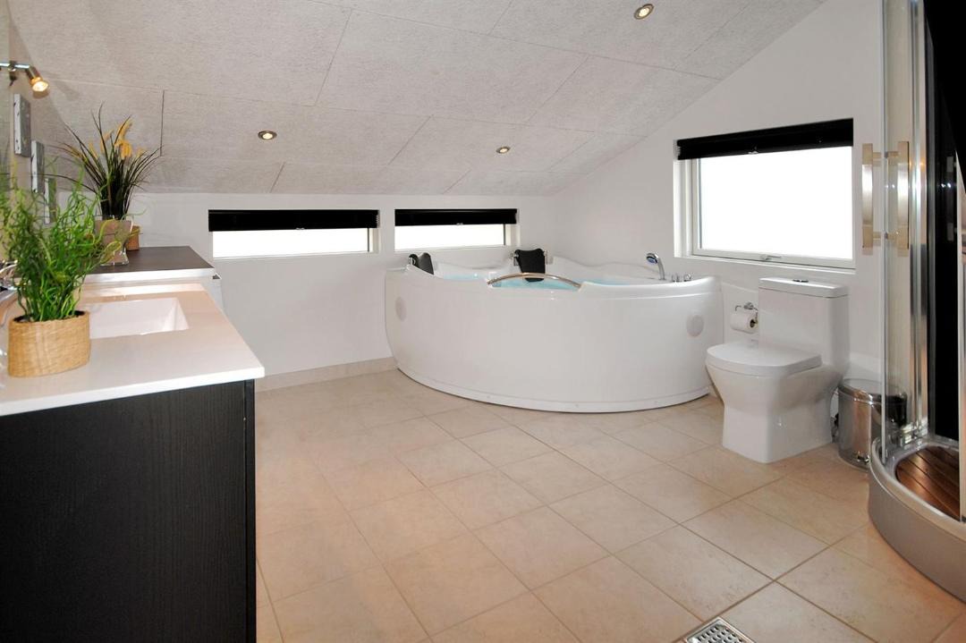 Photo of Bathroom in Haurvig
