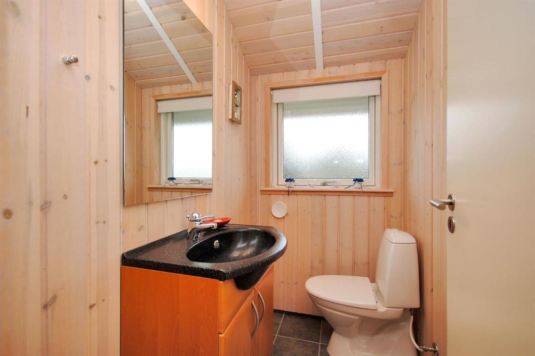 Photo of Bathroom in Haurvig
