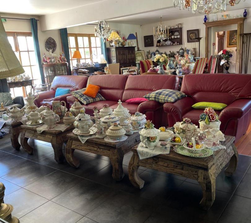 Photo of Livingroom in Saint-Martin-sous-Vigouroux