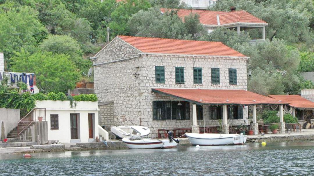 Photo of Buildings in Prozurska Luka