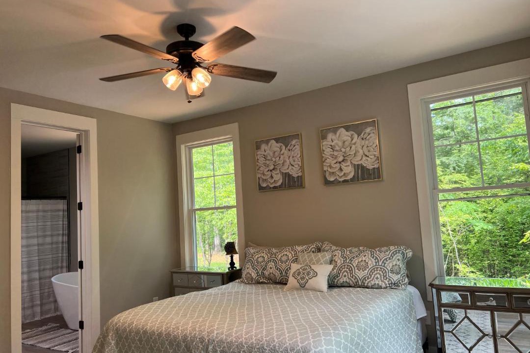 Photo of Bedroom in Forsyth
