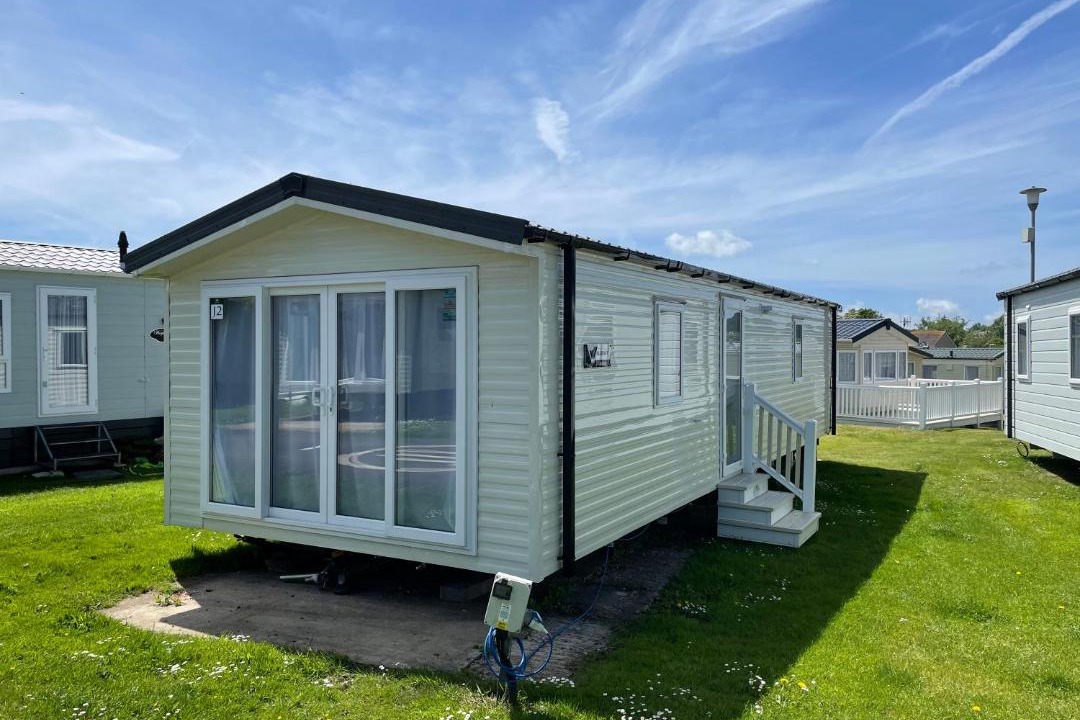 Photo of Others in Sandown