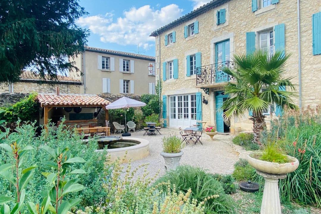 Photo of Others in Felines-Termenes