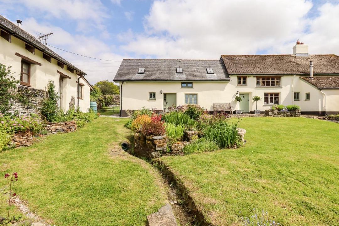 Photo of Others in Sourton