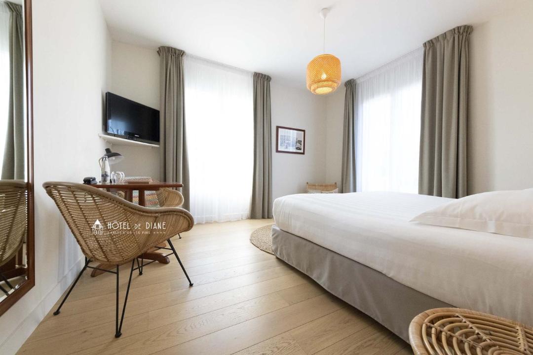 Photo of Bedroom in Sables-d'Or-les-Pins