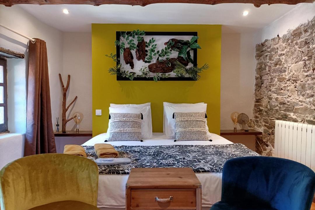 Photo of Bedroom in Saint-Andre-de-Majencoules