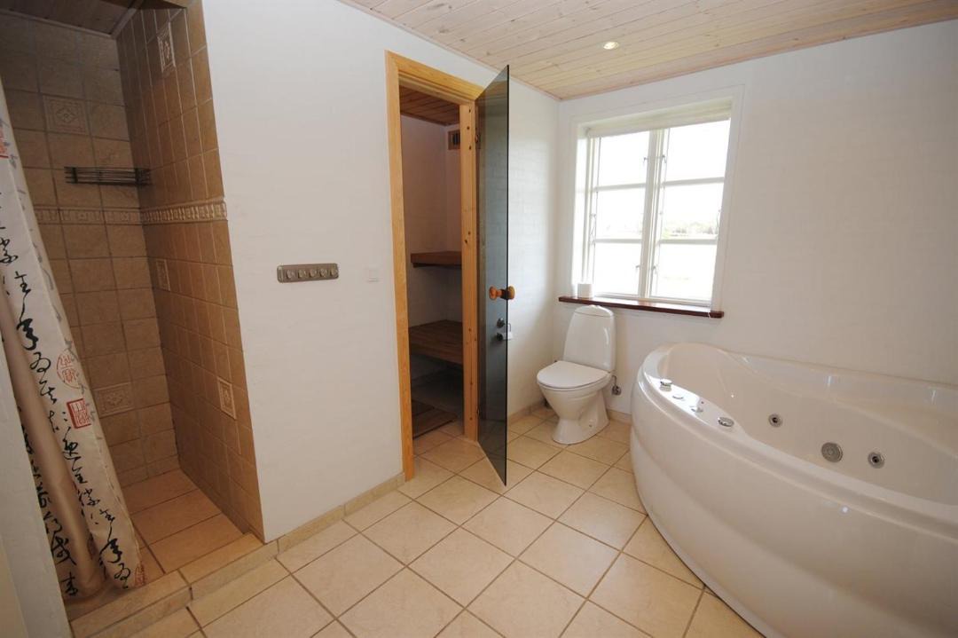Photo of Bathroom in Skjern