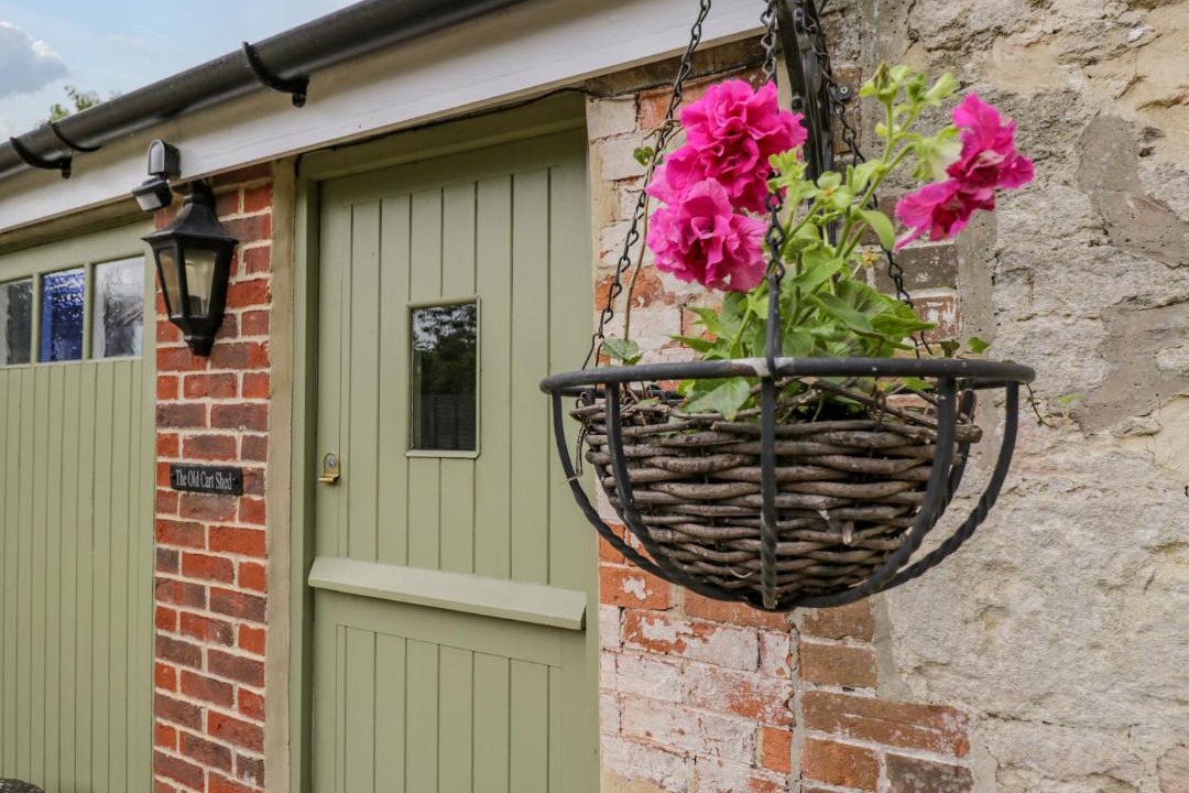 Photo of Buildings in Lyneham