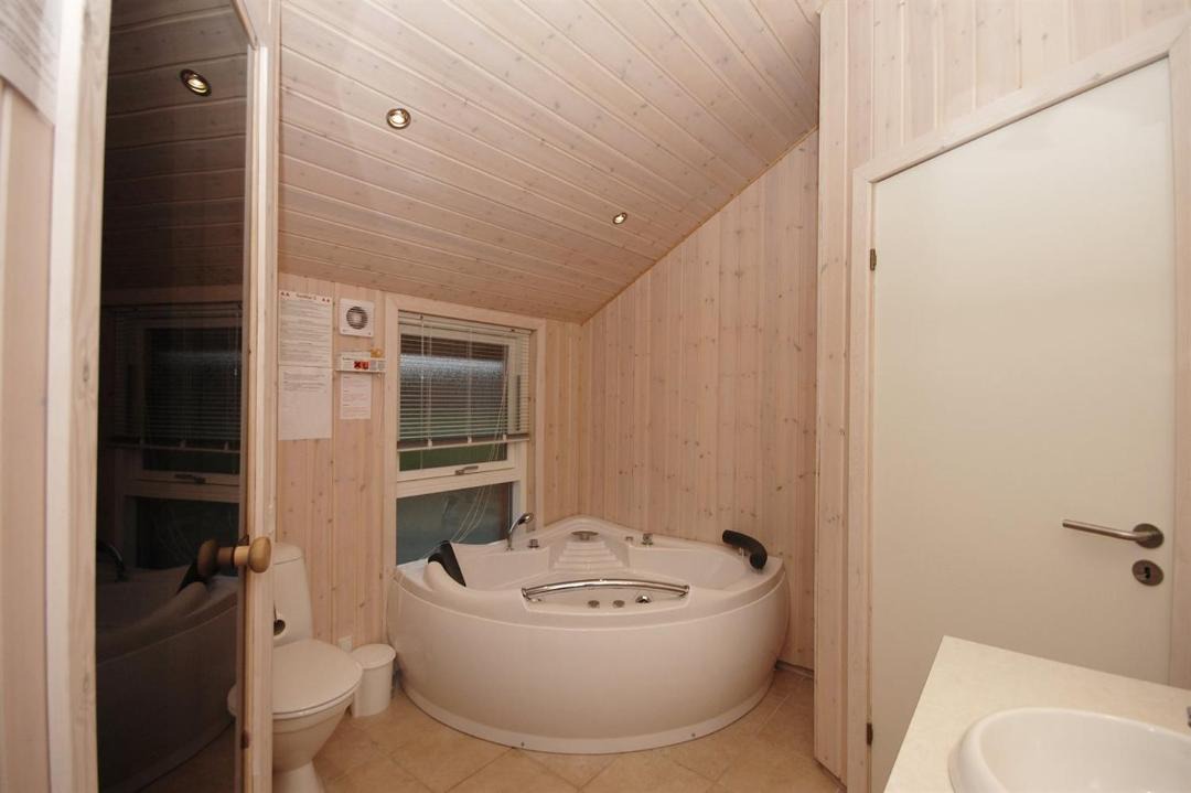 Photo of Bathroom in Tranum