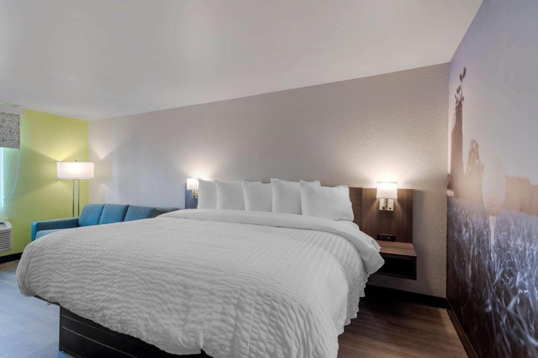 Photo of Bedroom in McDonough