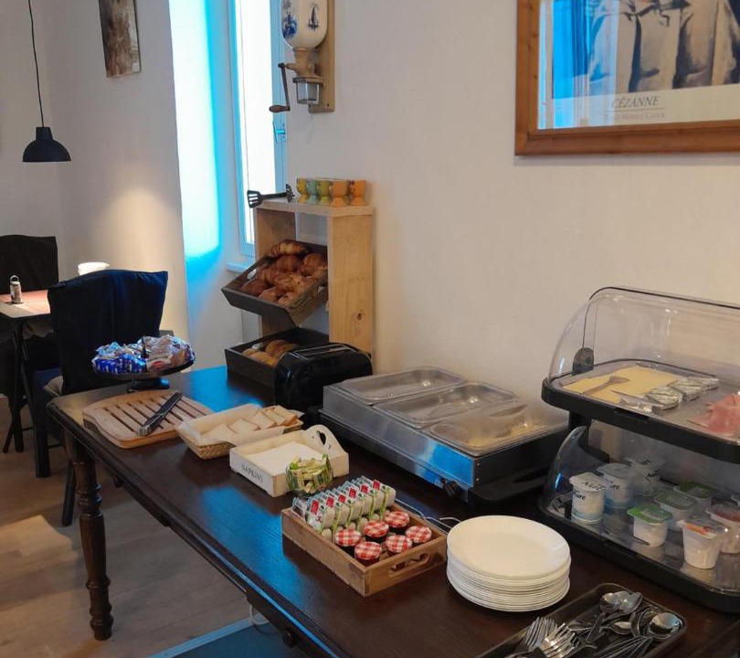 Photo of Kitchen in Prades-sur-Vernazobre