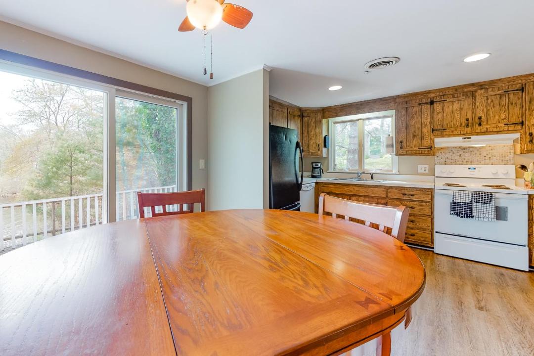 Photo of Others in Cataumet