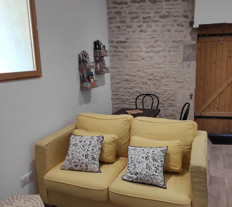 Photo of Livingroom in Asnieres-sur-Nouere