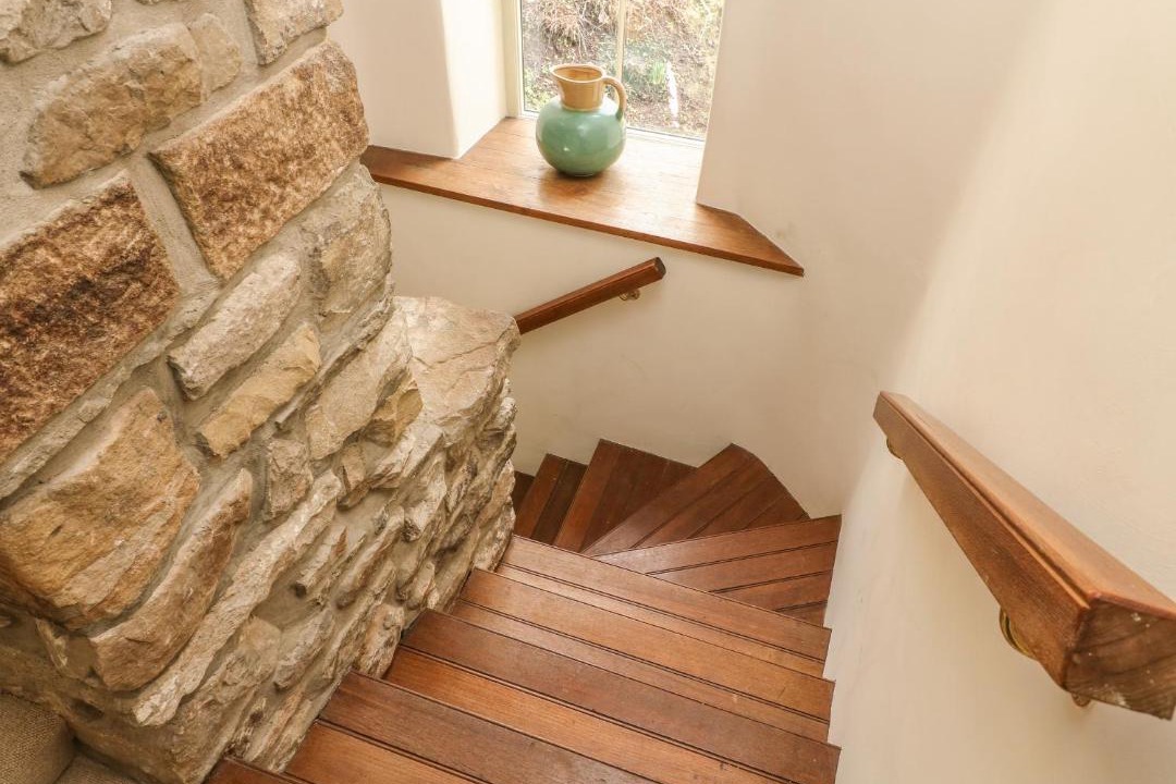 Photo of Others in Litton